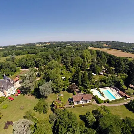 Camping Et Hotel Chateau Du Haget Montesquiou Exterior photo